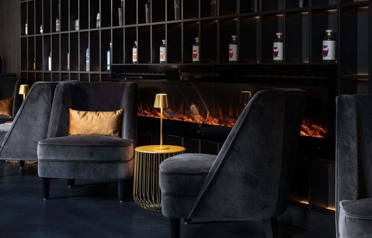 Monte Bar Aus.Zeit.Raum